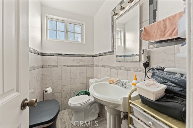 Detail Gallery Image 14 of 32 For 7827 Golondrina, San Bernardino,  CA 92410 - 4 Beds | 1/1 Baths