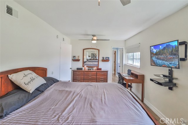 2230 Cordero Avenue, Simi Valley CA: https://media.crmls.org/medias/e93b8100-491a-490e-be5e-32710a549168.jpg