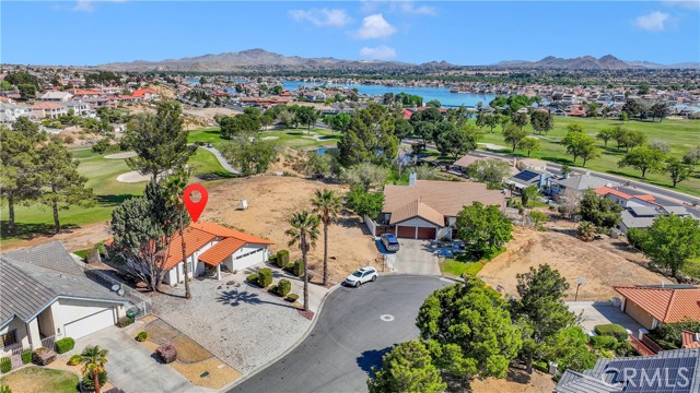 12990 Cedarbrook Lane, Victorville CA: https://media.crmls.org/medias/e93c507f-92d8-4248-9ecb-023c75e77ff5.jpg