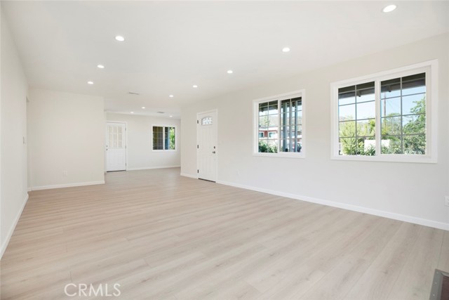 Detail Gallery Image 7 of 54 For 10150 Mcvine Ave, Los Angeles,  CA 91040 - 3 Beds | 2 Baths