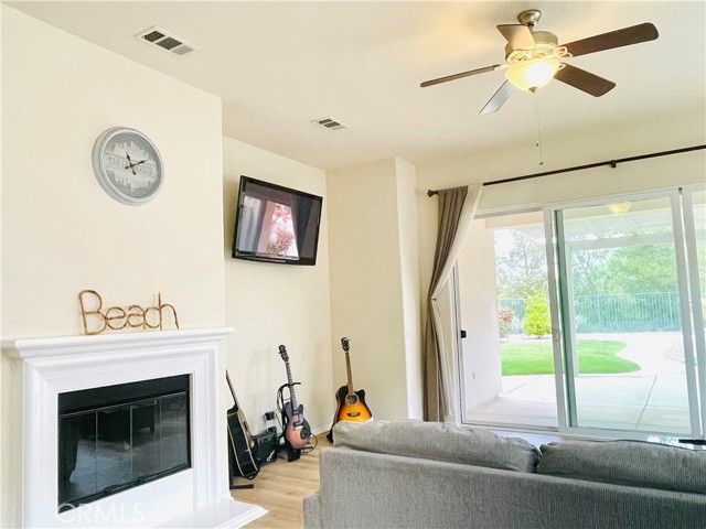 Detail Gallery Image 7 of 38 For 1745 S Forest Oaks Dr, Beaumont,  CA 92223 - 2 Beds | 2 Baths