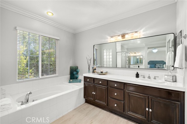 18 Beacon, Ladera Ranch CA: https://media.crmls.org/medias/e93f7b46-6670-4108-88a3-55298b7a3c04.jpg