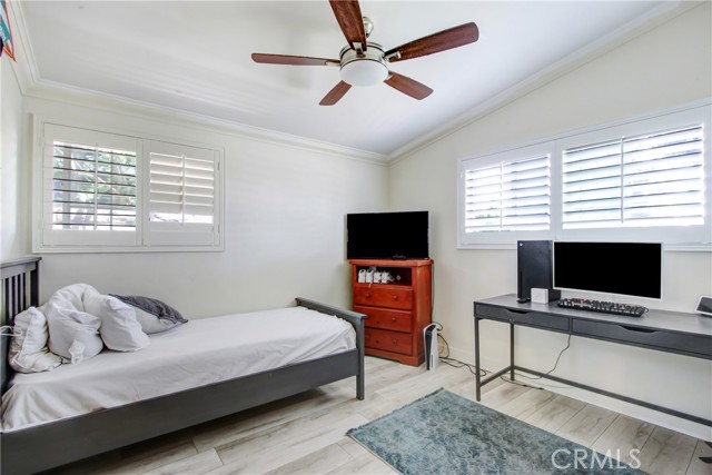 467 W Casad Street, Covina CA: https://media.crmls.org/medias/e93f8075-796d-4f7f-af8b-c1064d8d728b.jpg
