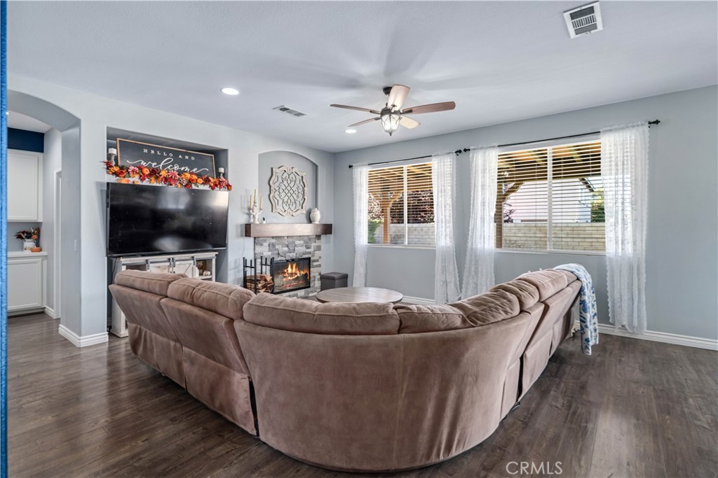 MLS #SR25250238 image #13