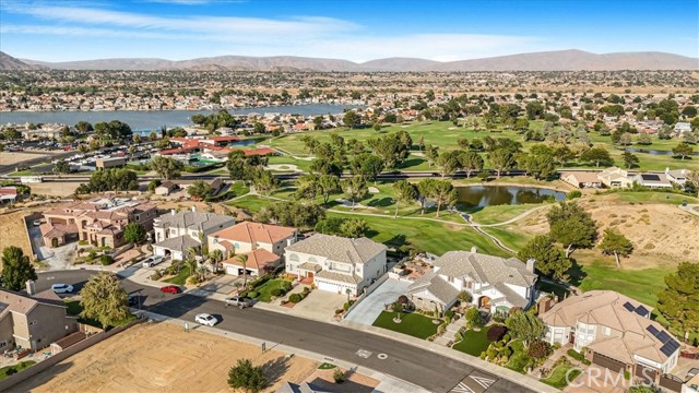 Detail Gallery Image 3 of 75 For 13097 Sage Hen Rd, Victorville,  CA 92395 - 5 Beds | 4 Baths