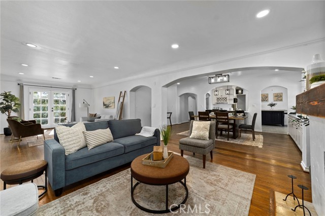 Detail Gallery Image 5 of 58 For 1697 N Allen, Pasadena,  CA 91104 - 4 Beds | 4 Baths