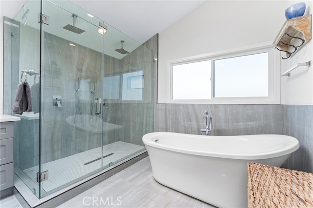 3208 Calle Grande, San Clemente CA: https://media.crmls.org/medias/e944eca5-c7ac-4677-aa2b-055e4df7d923.jpg