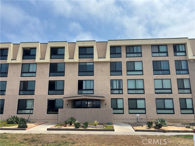 4667 Ocean Boulevard, San Diego CA: https://media.crmls.org/medias/e945d402-18cb-4524-8e46-cd1f9827d501.jpg