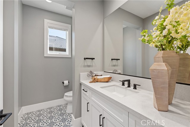Detail Gallery Image 24 of 60 For 28710 Hidden Trail, Silverado,  CA 92676 - 5 Beds | 5/2 Baths