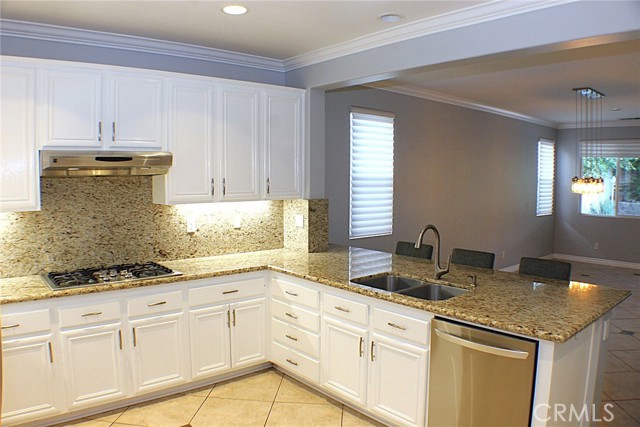 Detail Gallery Image 8 of 33 For 23062 Cotati Ct, Moreno Valley,  CA 92557 - 3 Beds | 2/1 Baths