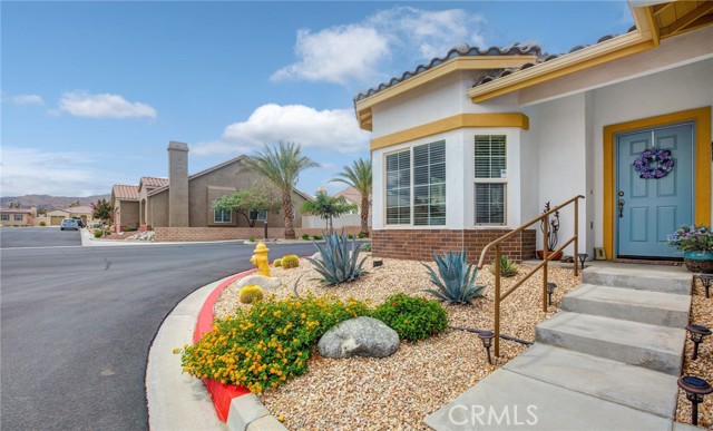 Detail Gallery Image 2 of 25 For 7397 Village Way, Yucca Valley,  CA 92284 - 3 Beds | 2 Baths