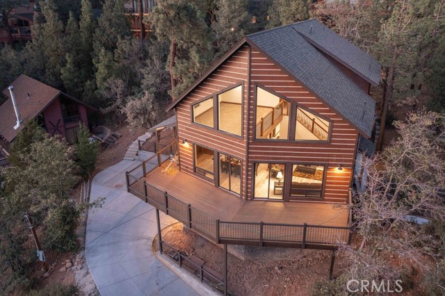 43778 Colusa Drive, Big Bear Lake CA: https://media.crmls.org/medias/e9477274-df30-4f5f-ba90-6a8ac8d6778b.jpg