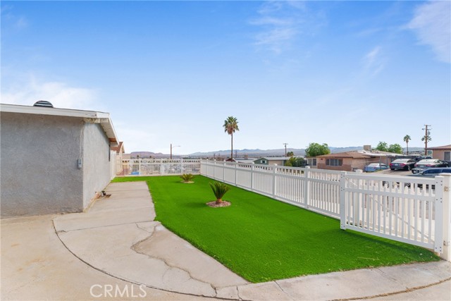 Detail Gallery Image 2 of 34 For 913 E Virginia, Barstow,  CA 92311 - 3 Beds | 2 Baths