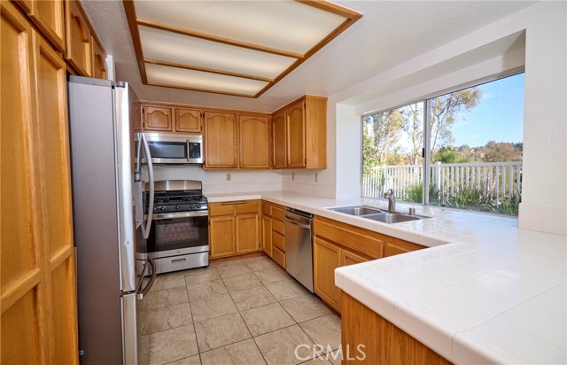 Detail Gallery Image 12 of 44 For 24452 Kings View, Laguna Niguel,  CA 92677 - 3 Beds | 2/1 Baths