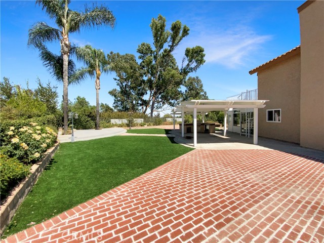 3012 Steeple Chase Drive, Chino Hills CA: https://media.crmls.org/medias/e9491a80-4f29-4e71-b660-3cb342af4399.jpg