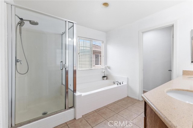 35729 Sundew Lane, Murrieta CA: https://media.crmls.org/medias/e9492b2e-90a5-41de-b836-632d34324c50.jpg