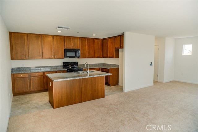 Detail Gallery Image 5 of 5 For 142 Ornelas Trail Ln, Merced,  CA 95341 - 3 Beds | 2/1 Baths