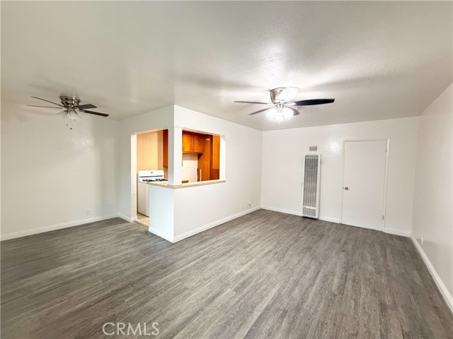 Detail Gallery Image 5 of 15 For 469 E Algrove, Covina,  CA 91723 - 2 Beds | 1 Baths