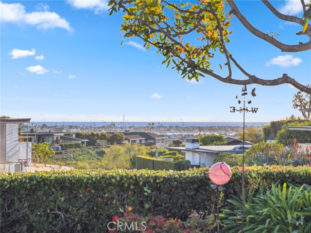 Detail Gallery Image 37 of 39 For 707 Malabar Dr, Corona Del Mar,  CA 92625 - 3 Beds | 2 Baths