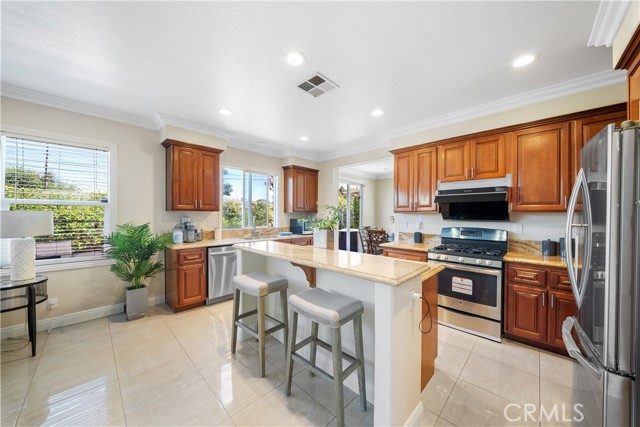 Detail Gallery Image 17 of 61 For 13 Frances Cir, Buena Park,  CA 90621 - 4 Beds | 3 Baths