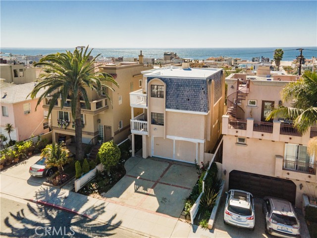 541 Monterey Boulevard, Hermosa Beach, California 90254, 3 Bedrooms Bedrooms, ,2 BathroomsBathrooms,Residential,Sold,Monterey,PV22057495