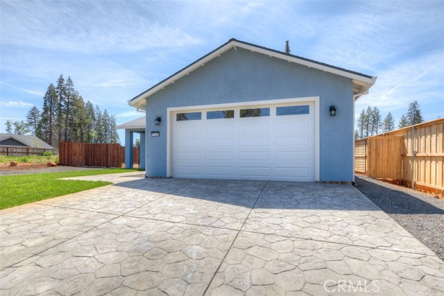 Detail Gallery Image 2 of 50 For 1382 Mccullough Dr, Paradise,  CA 95969 - 2 Beds | 2 Baths