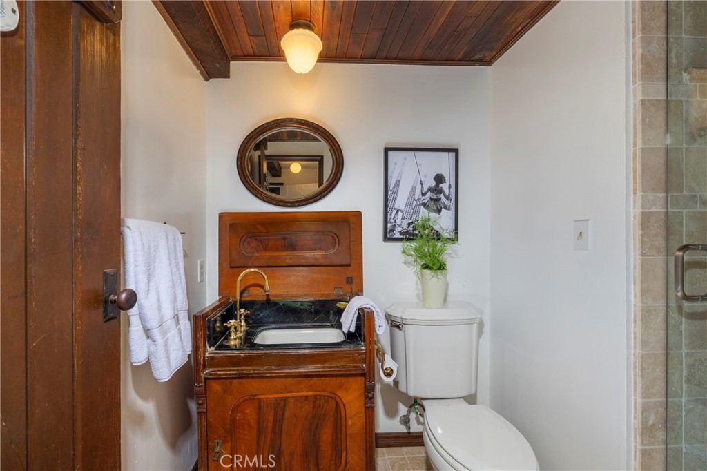 E94c2497 48dc 4092 8d71 2cc0d2cc2301