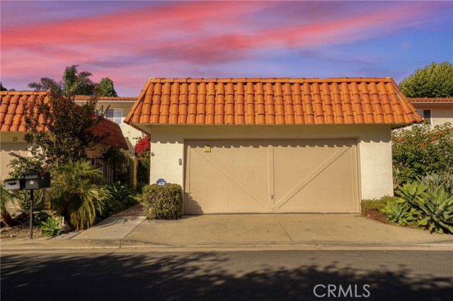 21 Via Sevilla, Rolling Hills Estates, California 90274, 3 Bedrooms Bedrooms, ,3 BathroomsBathrooms,Residential,Sold,Via Sevilla,PV24201320