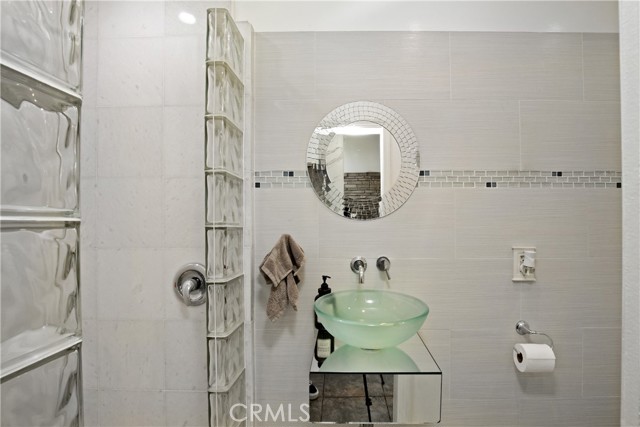 8434 Quinn Street, Downey CA: https://media.crmls.org/medias/e94c65f2-27c3-40bc-8cbe-bdb9d84397c9.jpg