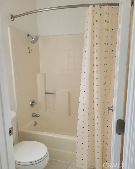 Detail Gallery Image 10 of 15 For 19041 Rockwood Dr, Yorba Linda,  CA 92886 - 2 Beds | 2 Baths