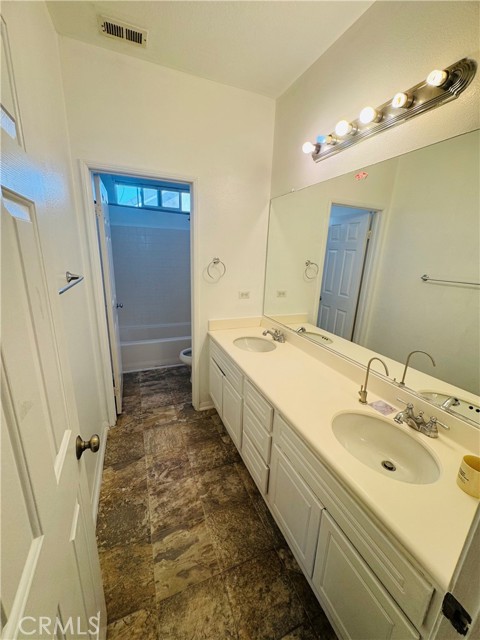 6609 angelina, Chino CA: https://media.crmls.org/medias/e94d01ce-a524-4f71-822f-302787287273.jpg