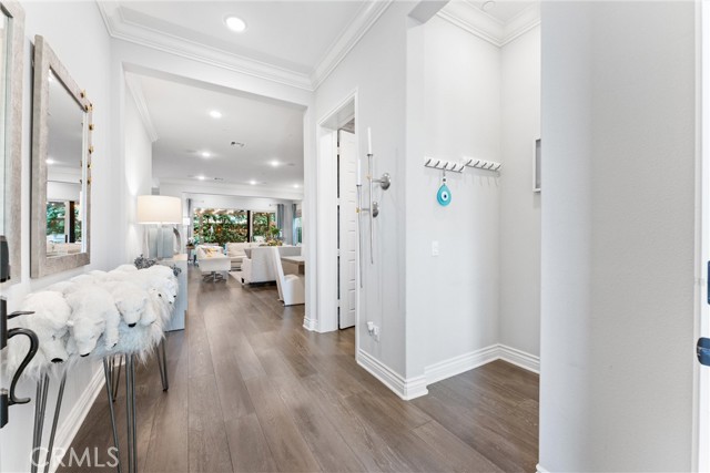 Detail Gallery Image 5 of 57 For 202 Geyser, Irvine,  CA 92618 - 4 Beds | 4/1 Baths
