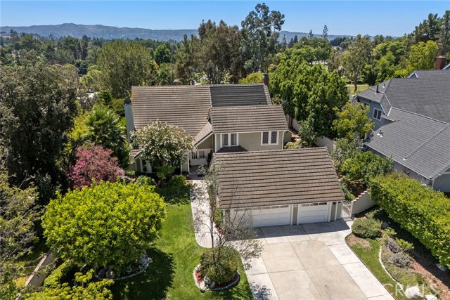 Detail Gallery Image 2 of 45 For 19225 Palm Vista, Yorba Linda,  CA 92886 - 5 Beds | 4/1 Baths