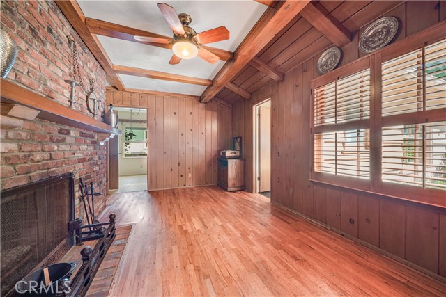 Detail Gallery Image 14 of 26 For 3336 Dunsmere, Glendale,  CA 91206 - 3 Beds | 2 Baths