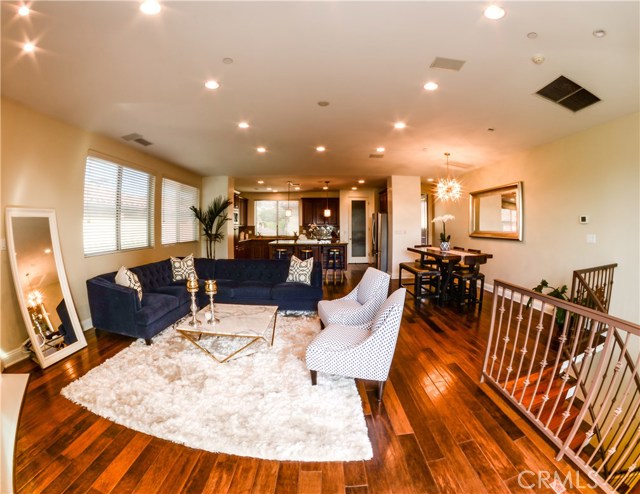 621 Pacific Coast Highway, Redondo Beach, California 90277, 4 Bedrooms Bedrooms, ,3 BathroomsBathrooms,Residential,Sold,Pacific Coast,SB17030895