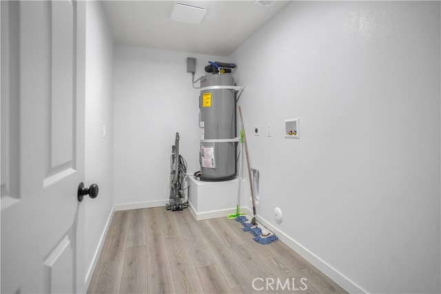 33140 Hill, Lake Elsinore CA: https://media.crmls.org/medias/e94e5f20-92e9-4f26-96ac-fdfa7f786301.jpg