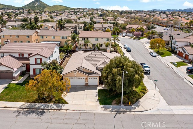 Detail Gallery Image 4 of 48 For 28787 First Star Ct, Menifee,  CA 92584 - 4 Beds | 2/1 Baths