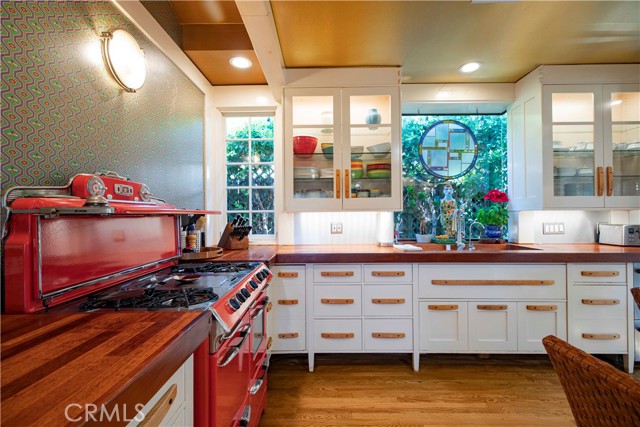 Detail Gallery Image 16 of 50 For 195 Parkwood Ave, Pasadena,  CA 91107 - 3 Beds | 2 Baths