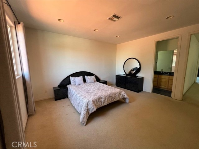 4751 Haskell Avenue, Encino CA: https://media.crmls.org/medias/e94f5b1e-b533-4e03-9b97-8d2bad185a81.jpg