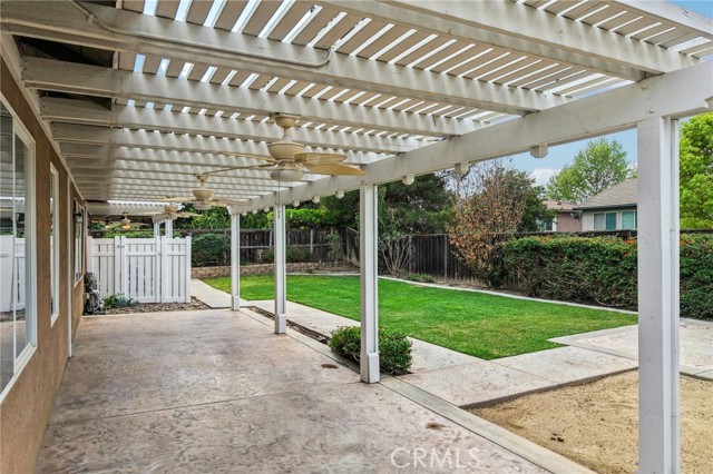 Detail Gallery Image 4 of 49 For 32101 Daisy Dr, Winchester,  CA 92596 - 4 Beds | 3 Baths