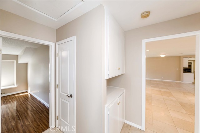 Detail Gallery Image 25 of 33 For 1616 Canyon Dr, Fullerton,  CA 92833 - 3 Beds | 2/1 Baths