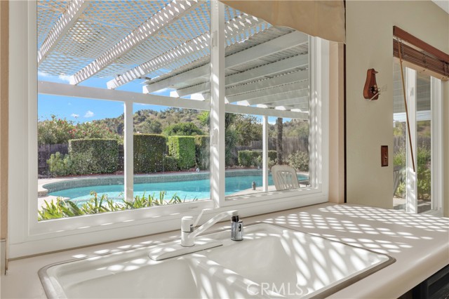 Detail Gallery Image 15 of 40 For 1646 Calle Miradero, San Dimas,  CA 91773 - 4 Beds | 2 Baths