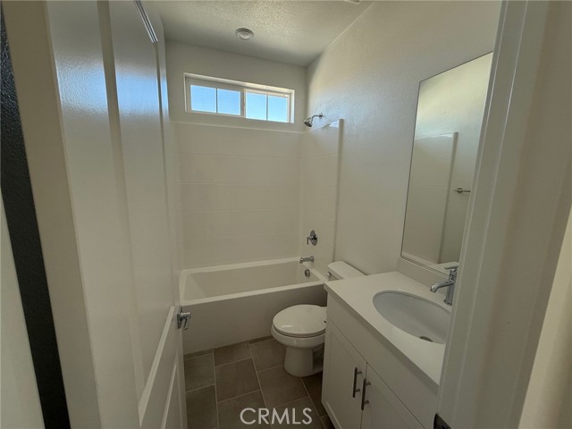 Detail Gallery Image 5 of 20 For 12768 Sila Way, Corona,  CA 92880 - 4 Beds | 4 Baths