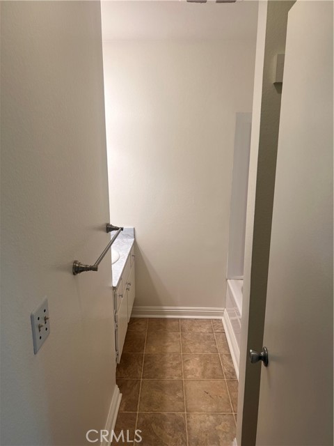 Detail Gallery Image 18 of 26 For 720 Meyer #101,  Redondo Beach,  CA 90278 - 2 Beds | 2 Baths