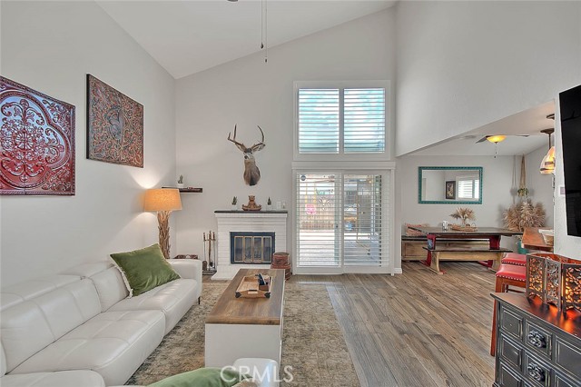 Detail Gallery Image 8 of 64 For 6755 Foxcroft Ct, Chino,  CA 91710 - 2 Beds | 2/1 Baths