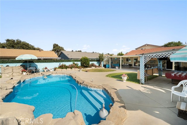 Detail Gallery Image 32 of 62 For 11267 Jerry Pl, Cerritos,  CA 90703 - 3 Beds | 3 Baths