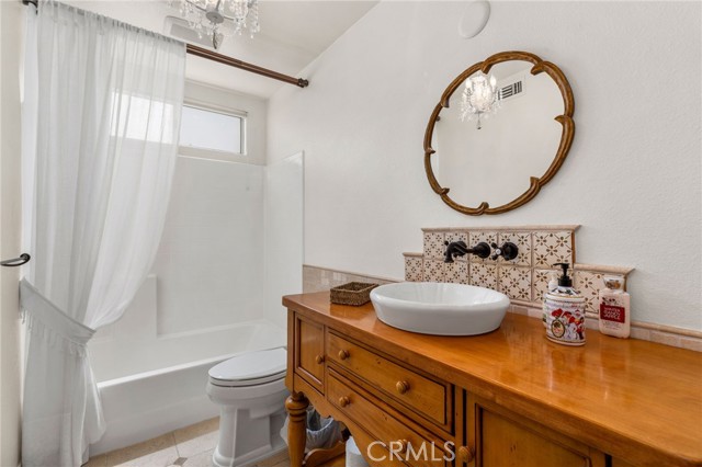 429 Indian Wells Road, Banning CA: https://media.crmls.org/medias/e9526523-880a-4cee-8dc2-0bba73d5e1d9.jpg