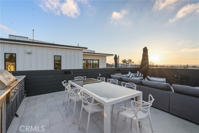 Detail Gallery Image 30 of 41 For 626 Longfellow, Hermosa Beach,  CA 90254 - 4 Beds | 5 Baths