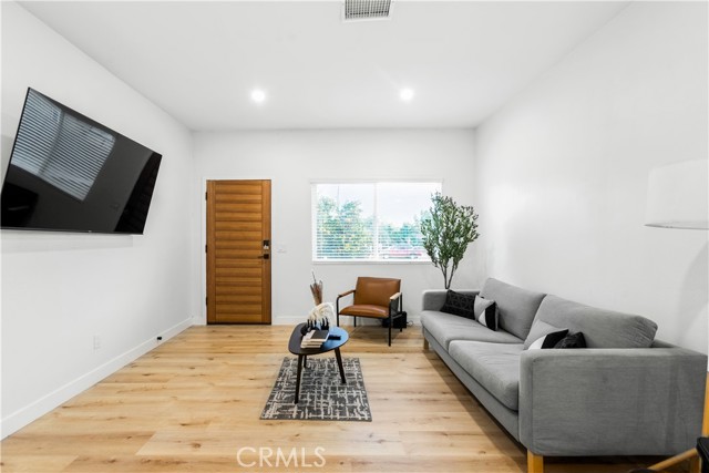 Detail Gallery Image 23 of 45 For 925 E 65th St, Inglewood,  CA 90302 - 2 Beds | 2 Baths