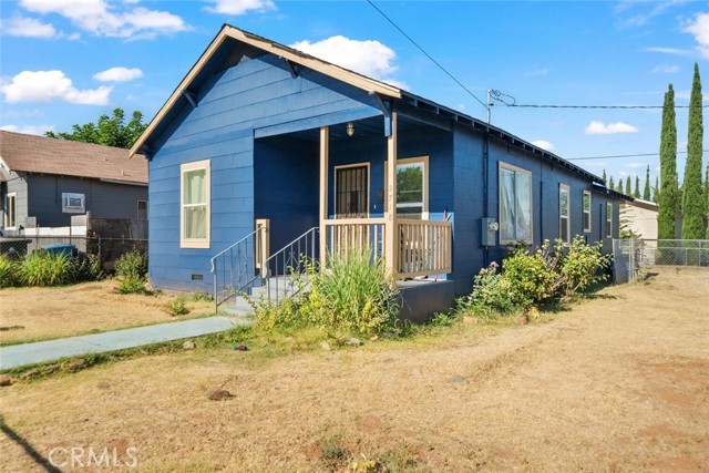 Detail Gallery Image 3 of 21 For 2718 El Noble Ave, Oroville,  CA 95966 - 3 Beds | 2 Baths